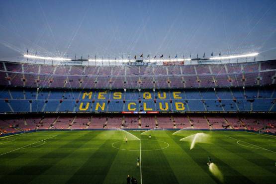 El Camp Nou, listo para el partido entre el Barcelona y el Elche por LaLiga.