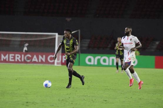 ¡Real España le mete un golpazo a los panameños y elimina de Copa Centroamericana a un Plaza Amador que tenía un invicto de 21 partidos!