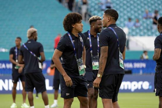 Copa América: ¡Uruguay edificó la paliza ante Panamá sobre el final y debuta con triunfo!