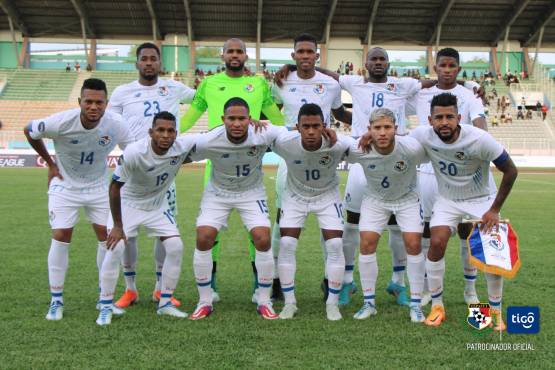 El 11 titular que utilizó Panamá ante Martinica en el estadio Pierre Aliker, en Fort de France.