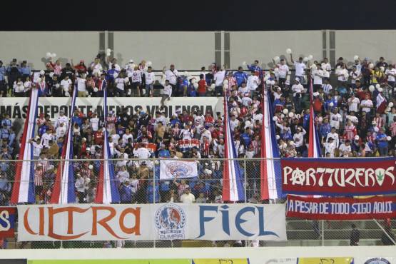 Con gol de José Pinto, Olimpia sacó pétroleo ante Génesis en Comayagua y dio un paso importante en la semifinal