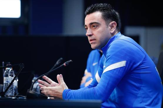 Xavi se destapa sobre el Real Madrid: quién llega como favorito, el halago a Benzema y el agradecimiento a España