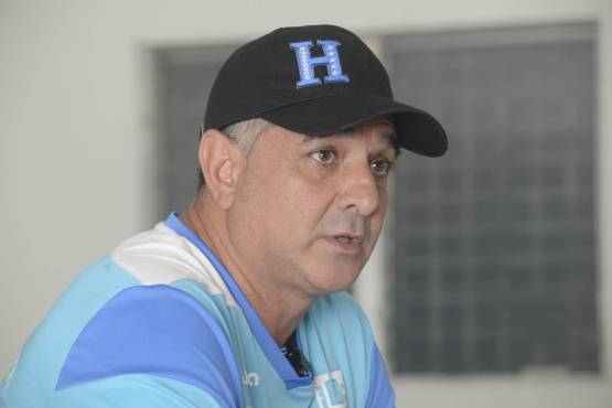 Diego Vázquez no descarta a Luis Palma para la Copa Oro 2023.