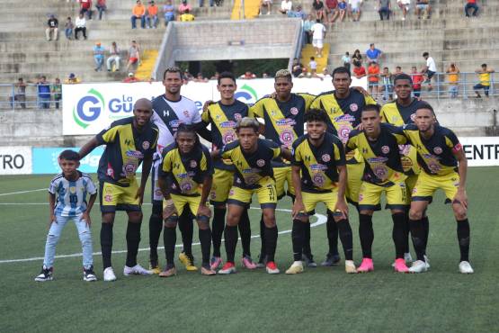 El 11 del Génesis ante UPNFM. Foto: Cortesía @GenesisCFC2018