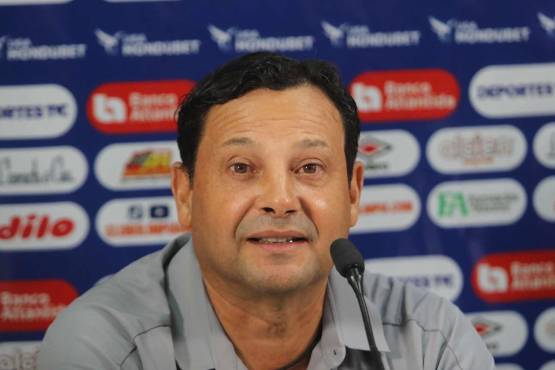 Jeaustin Campos sobre el tema de deuda en Real España: Hay algunas mentiras que se dicen y quiero aclarar esto