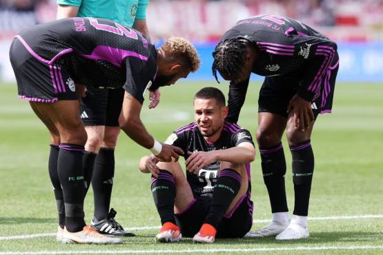 Guerreiro salió lesionado tras la derrota del Bayern Múnich.