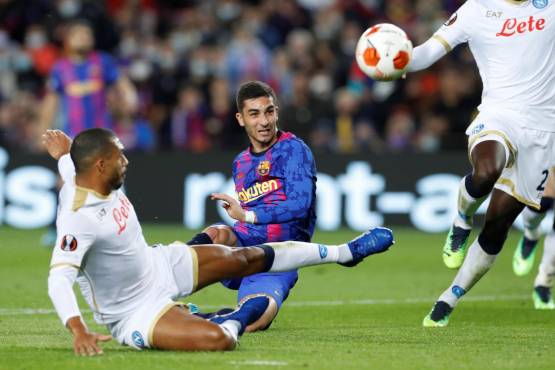 ¿Por qué la camisa del Barcelona de Ferran Torres no tenía el logo del equipo y tampoco el de Nike?