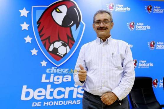 El presidente de la Liga Nacional Wilfredo Guzmán.