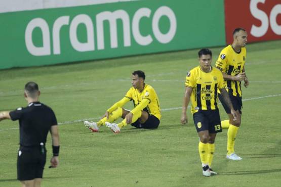 Plaza Amador golpea al Real España por la ida de los cuartos de Copa Centroamericana; derrota con olores de eliminación