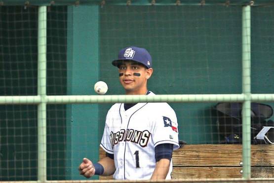 Mauricio Dubón jugó de 2013 hasta 2019 en las Ligas Menores del béisbol.