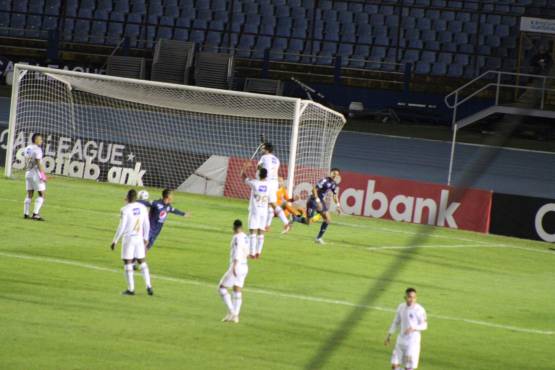 Comunicaciones y Júnior Lacayo le sacan la copa del bolsillo a Motagua y se coronan campeones de la Liga Concacaf