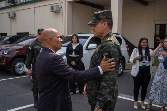 OPPDH fortalece alianza estratégica con las Fuerzas Armadas de Honduras en beneficio del periodismo deportivo