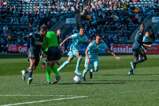 Kervin Arriaga se estrena en la MLS dejando buenas sensaciones en empate del Minnesota: remató al travesaño