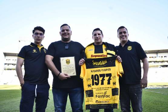 ¡Real España se deshizo del Marathón en el derbi sampedrano y se sacude la paternidad!