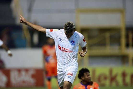 ¡Olimpia venció a UPNFM y vuelve al triunfo 48 días después en la Liga Nacional de Honduras!