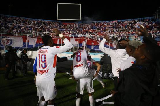 Pedro Troglio se convierte en el técnico más ganador en toda la historia de la Liga Nacional de Honduras