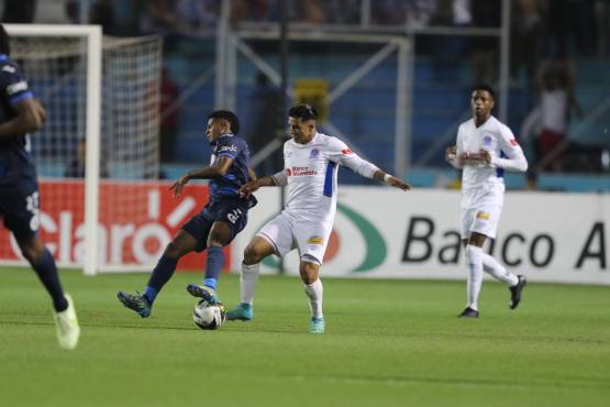 En espectacular partidazo, Olimpia rescata el empate ante Motagua y se va con desventaja a la semifinal de vuelta