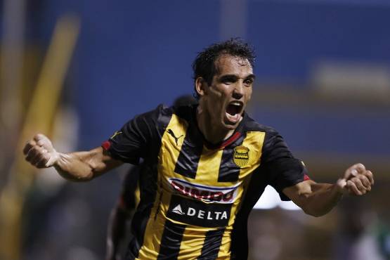 Ramiro Rocca igualó al “Piojo” Hernández y Everaldo Ferreira en la tabla de goleadores extranjeros del Real España