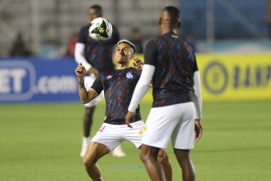 En espectacular partidazo, Olimpia rescata el empate ante Motagua y se va con desventaja a la semifinal de vuelta
