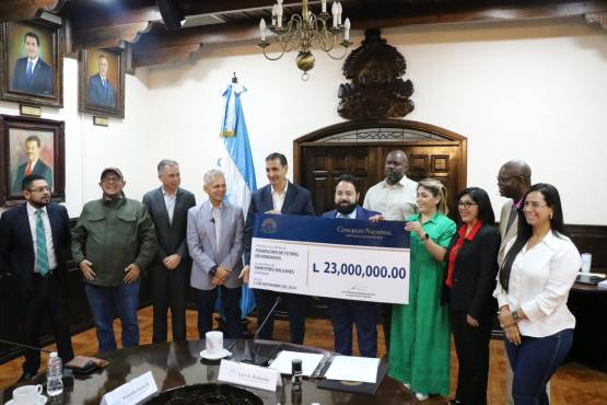 23 millones de lempiras recibió la Federación de Honduras por parte del Congreso Nacional. Foto: FFH.
