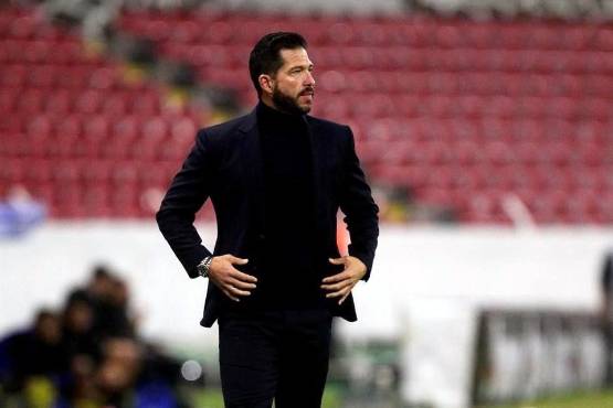 El técnico Benjamín Mora llegó en este Clausura 2023 a dirigir al Atlas. Antes lo hizo en el fútbol de Malasia.