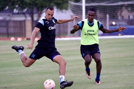 Rubilio Castillo, otra buena opción en ataque para la Bicolor de Diego Vázquez.