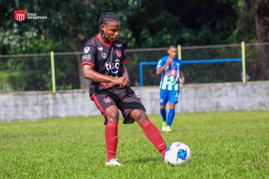 Johan Centeno, una de las jóvenes promesas del Vida.