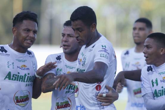 El Platense se encuentra haciendo pretemporada para jugar en Segunda División, pero aún teniendo posibilidades de seguir en Primera.
