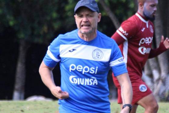 El argentino Juan Bertani es el preparador físico del Motagua.