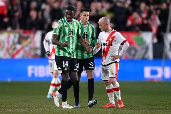 Real Betis ganó 2-1 gracias al gol del volante portugués, William Carvalho.