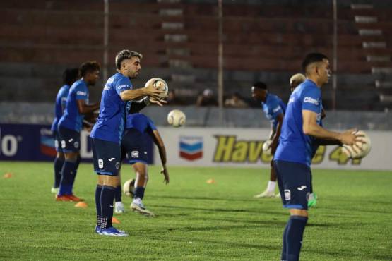 Rubilio Castillo rescata un punto para Motagua en La Ceiba ante un Victoria muy superior