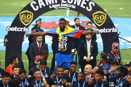 En Liga Nacional de Honduras se ha coronado con las camisetas de Marathón y Olimpia.