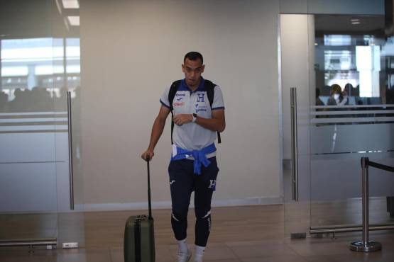 Devron García fue uno de los tres seleccionados del Real España alineados como titulares en Canadá.