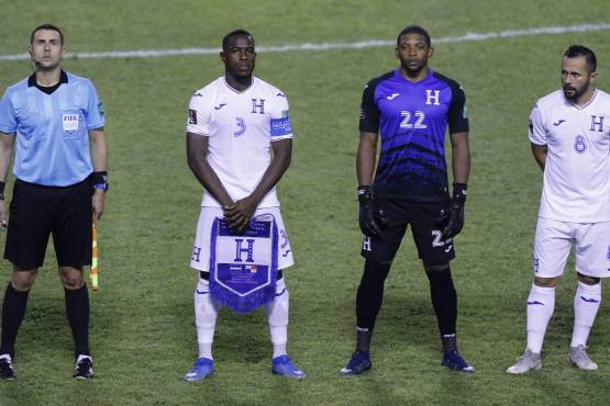 Maynor Figueroa vivió momentos duros en el juego de Panamá tras cometer tres goles que terminaron en goles, pero se mantendrá con la Bicolor.