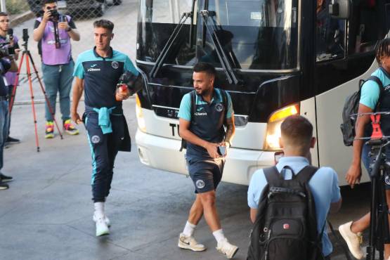 Motagua le asesta humillante derrota a un Génesis que mereció mejor suerte; los azules presionan arriba