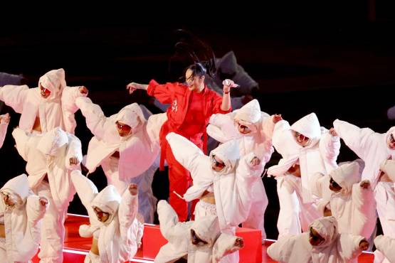 Rihanna bailó y cantó de gran manera en el show de medio tiempo del Super Bowl 2023.