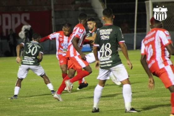 Vida aplasta a Marathón en La Ceiba y Victoria se mantiene líder tras triunfo sobre Platense en Puerto Cortés