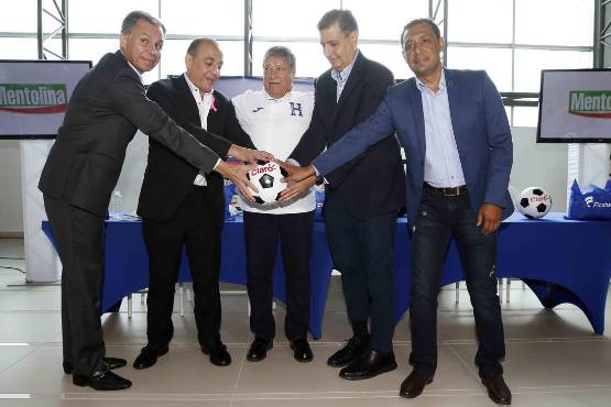 La actual administración de Fenafuth y Comisión de Selecciones tiene dos procesos mundialistas fallidos, Honduras no va al Mundial desde 2014.