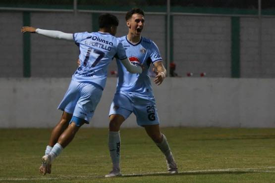 Rodrigo Auzmendi hace olvidar a su hermano Agustín y a Rubilio en Motagua: Apunta a ganar su primer título de goleo