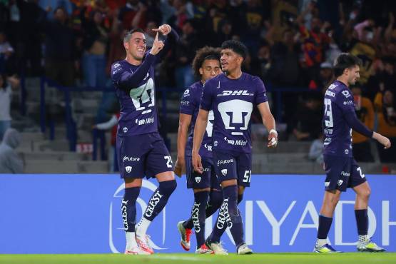 Funes Mori marcó el segundo gol de Pumas ante Alajuelense.