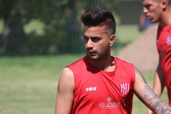 Grecia, Chile y Bolivia han sido sus aventuras en el fútbol extranjero. Rodrigo Gómez llegaría ahora a Motagua.