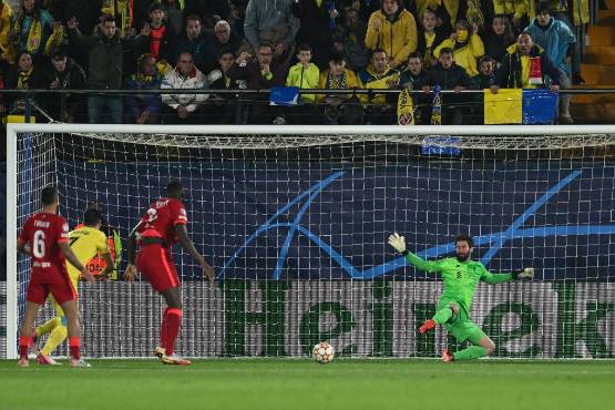 Así fue el gol del Villarreal en el minuto tres del partido.