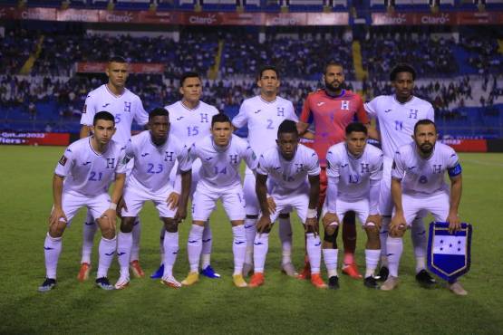 El blog de Elmer López: “La Selección de Honduras en caída libre, una pesadilla que aún no termina”