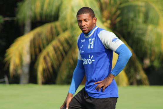 Luis “Buba” López aún es duda en la Selección por su lesión.