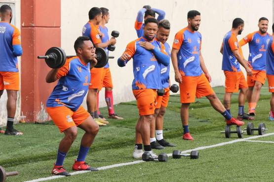 Héctor Castellón revela porqué el Honduras Progreso y Real Sociedad están en problemas y entierra caso Denovan Torres