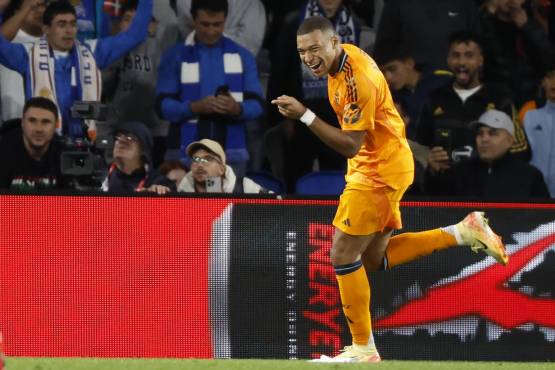 Mbappé sorprende al hablar de Vinicius tras los penales ante Real Sociedad y visualiza el inicio de Champions