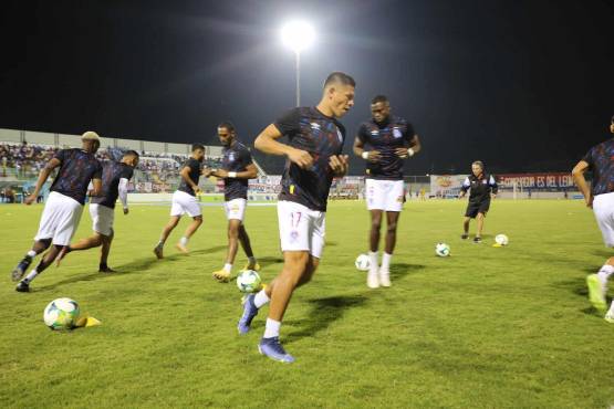 Con gol de José Pinto, Olimpia sacó pétroleo ante Génesis en Comayagua y dio un paso importante en la semifinal