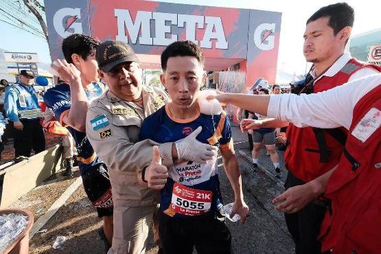 Shin ha desafiado los límites corriendo, pero su sueño por mejorar las escuelas del país no lo detienen; es un auténtico guerrero.