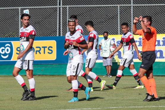 Alex López anotó su primer tanto de la temporada en Costa Rica. (Foto Alajuelense)