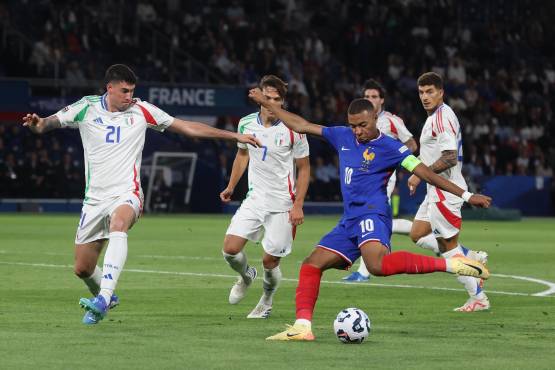 Mbappé desaparecido: Italia le remonta y derrota a Francia en París por la primera fecha de la Nations League